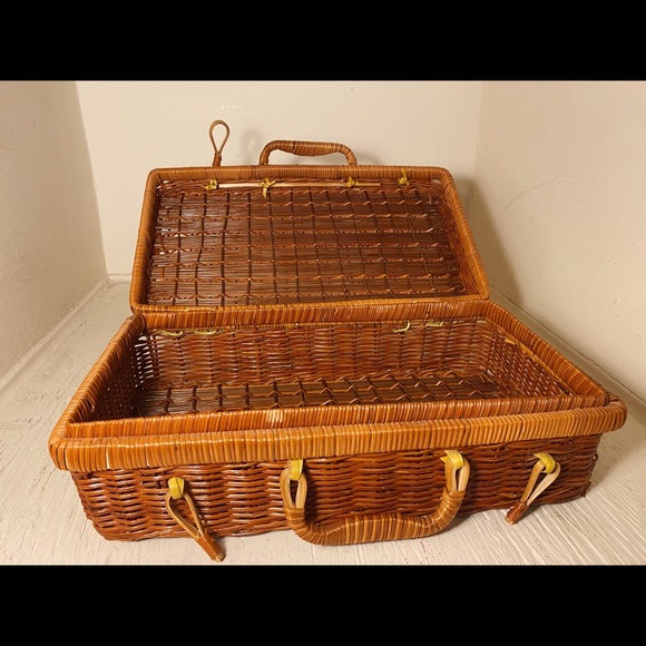 SOLD - Picture 1 of 4